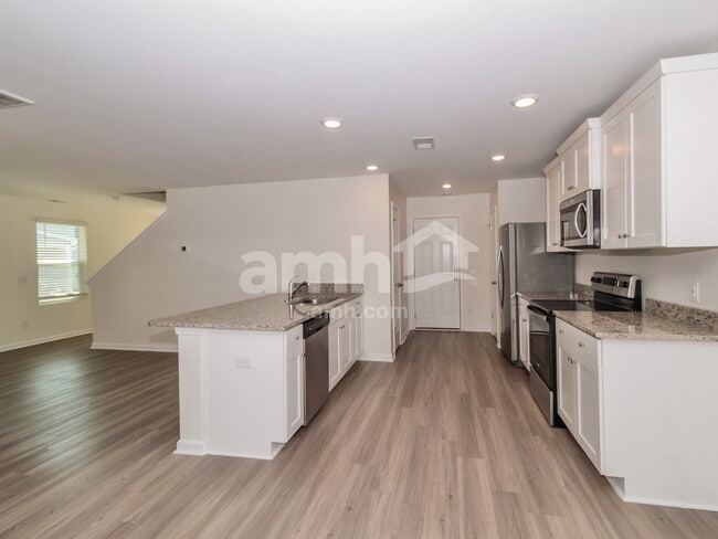 Photo - 1309 John Swann St