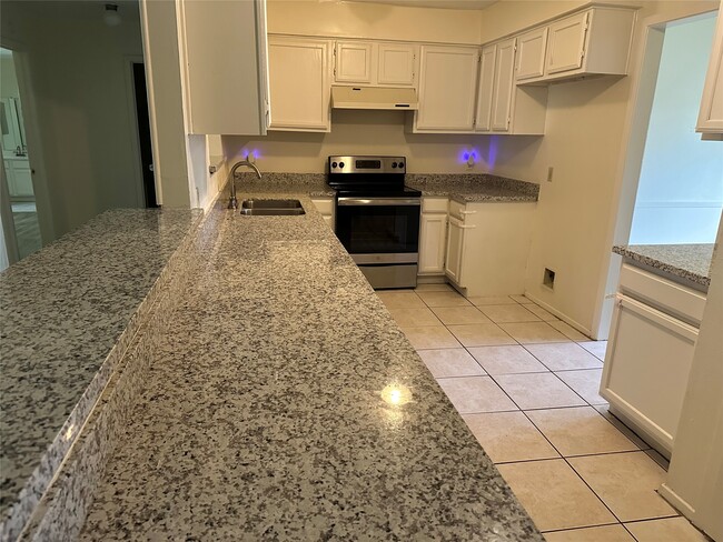 Photo - 13910 Clark Towne Ln