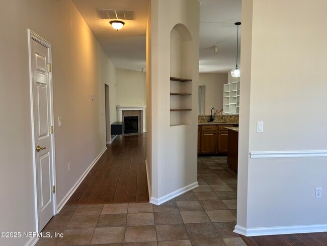 Photo - 1630 Majestic View Ln