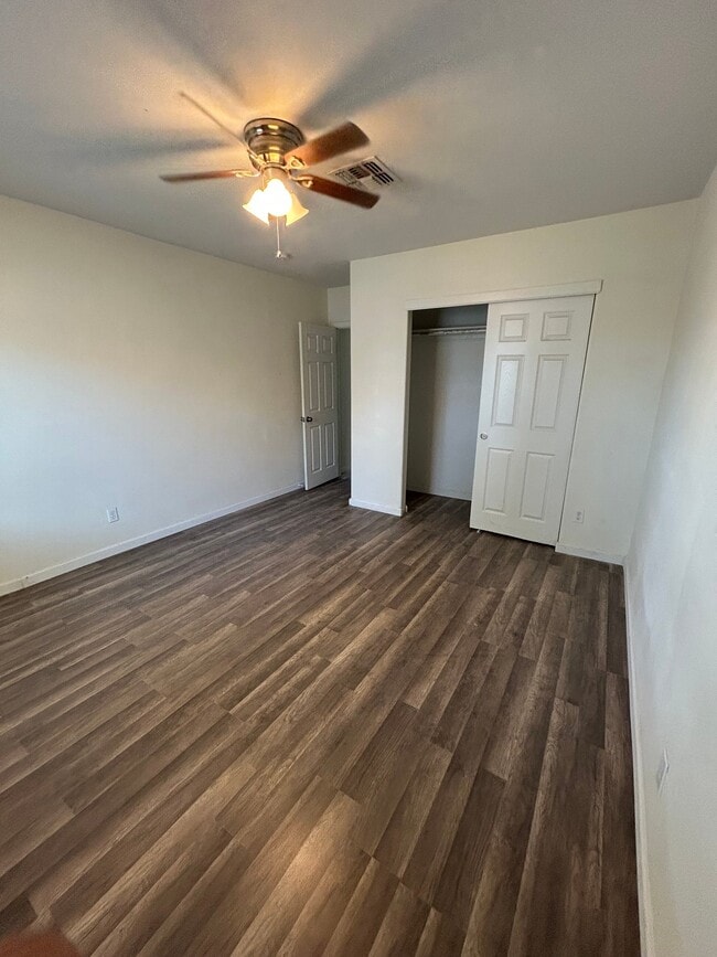 Photo - 2828 E Chipman Rd Unidad 2