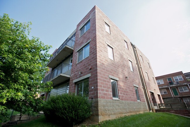 Photo - 1605 Gordon Ave