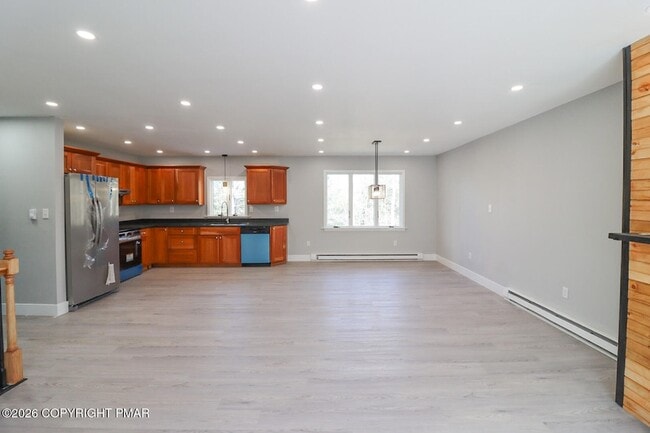 Photo - 1543 Coolbaugh Rd