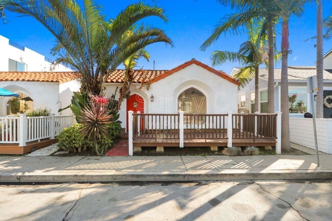 Photo - 5768 Campo Walk