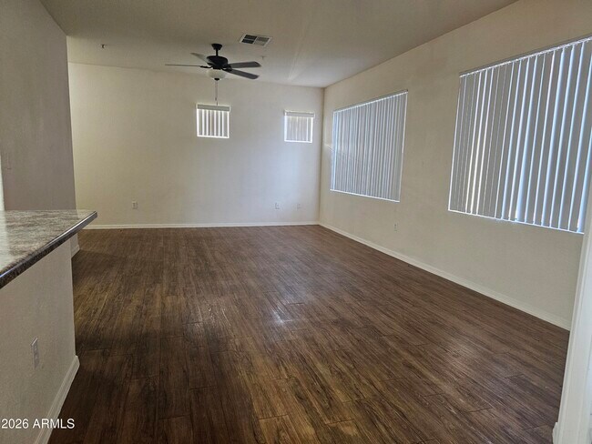 Photo - 18416 N Cave Creek Rd Unit 1032