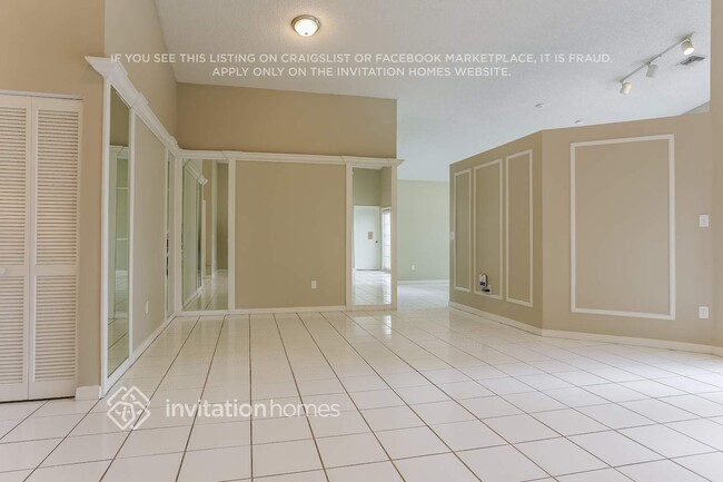 Photo - 576 NW 48th Ave