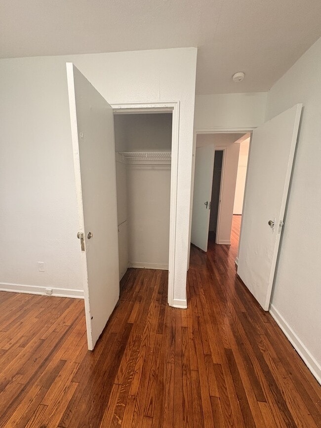 2054 Lorraine Rd Unit B