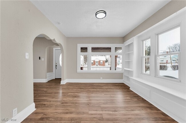 Photo - 17604 Mapleboro Ave