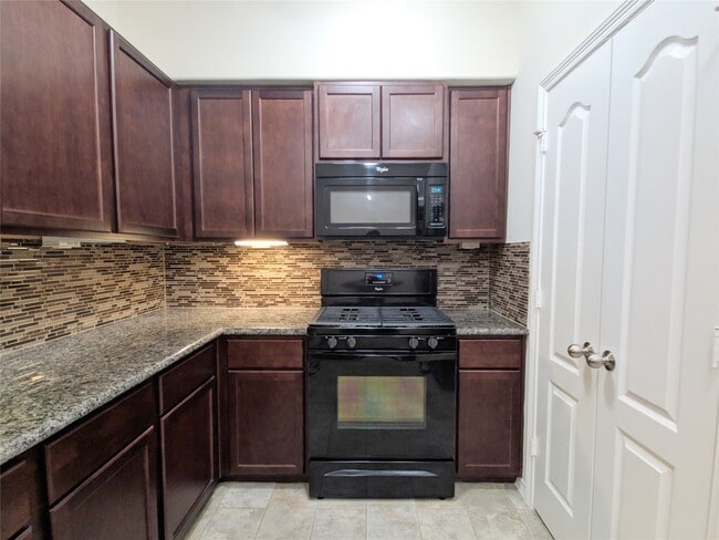 Photo - 8117 Silverton Creek Ln