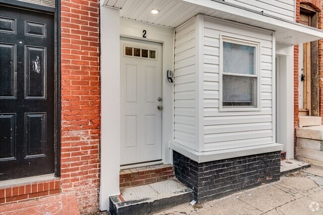 Building Photo - 731 N Chester St Rental