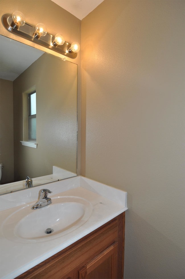 Photo - 21471 W Wallis Dr