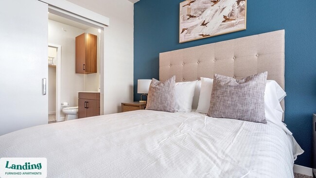 Photo - 14015 Univ Pass Unidad 3414