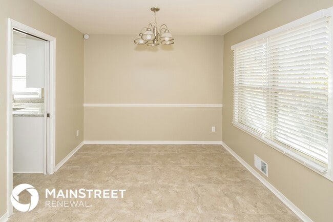 Photo - 1525 Pine Tree Dr