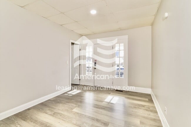 Photo - 2309 Date St