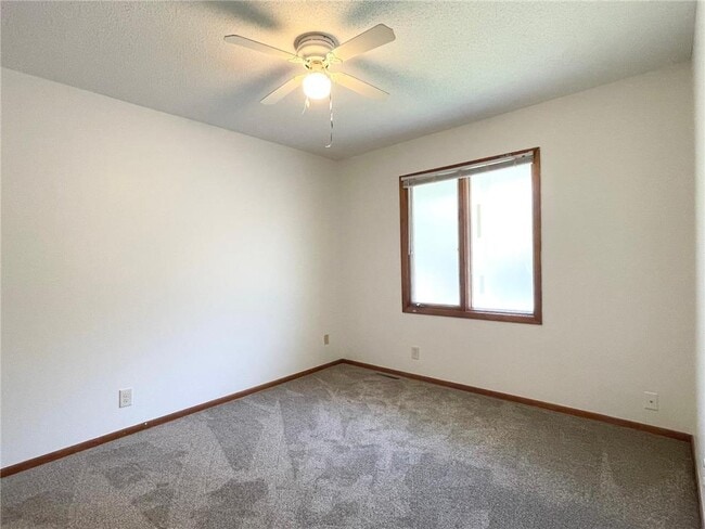 Photo - 5420 Mallard Ln