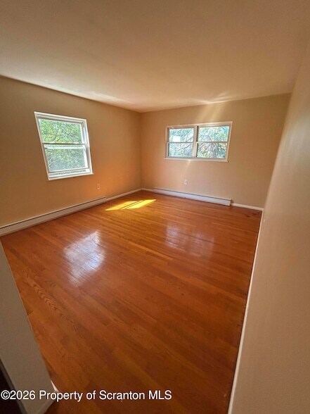 Photo - 418 Pear St Unidad 2nd floor