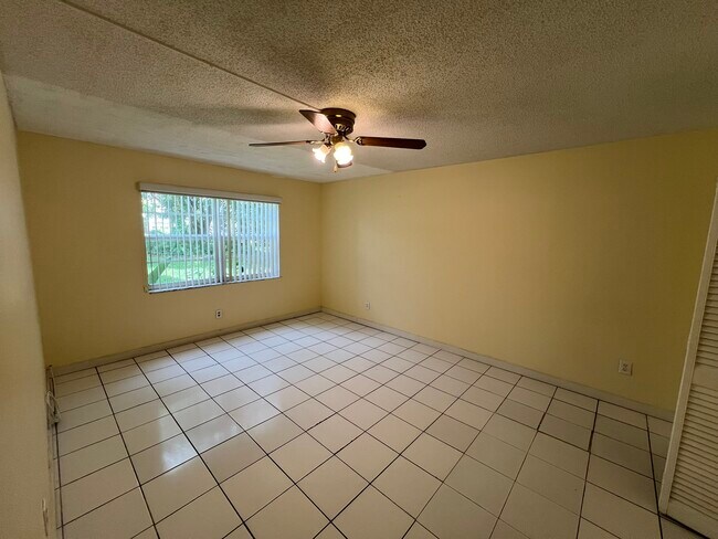 Photo - 8511 NW 8th St Unit 111