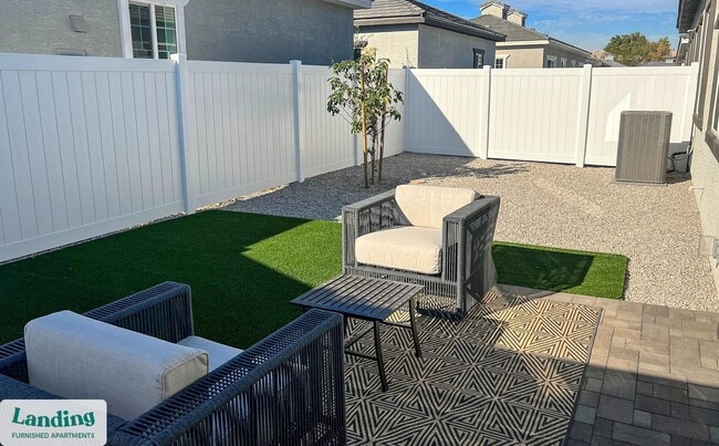 Photo - 8200 W Encanto Blvd Unidad 105.1412756