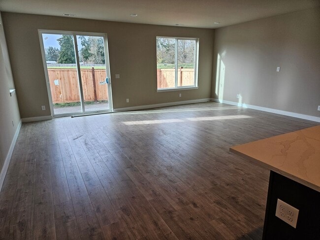 Photo - Brand New 4-Bedroom Duplex for Rent in Lacey!
