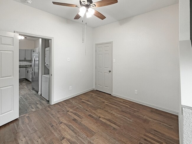 Photo - 2424 Mckinley Ave