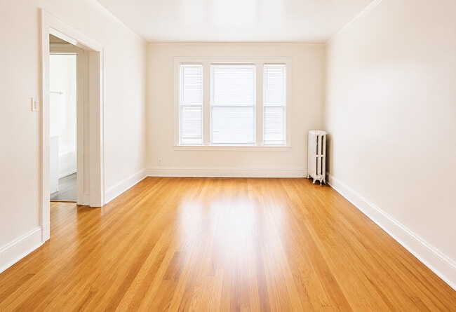 Photo - 3806 W Irving Park Rd Unit 8
