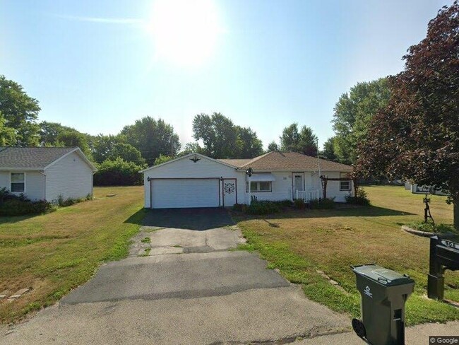 Front View - 908 West Ave