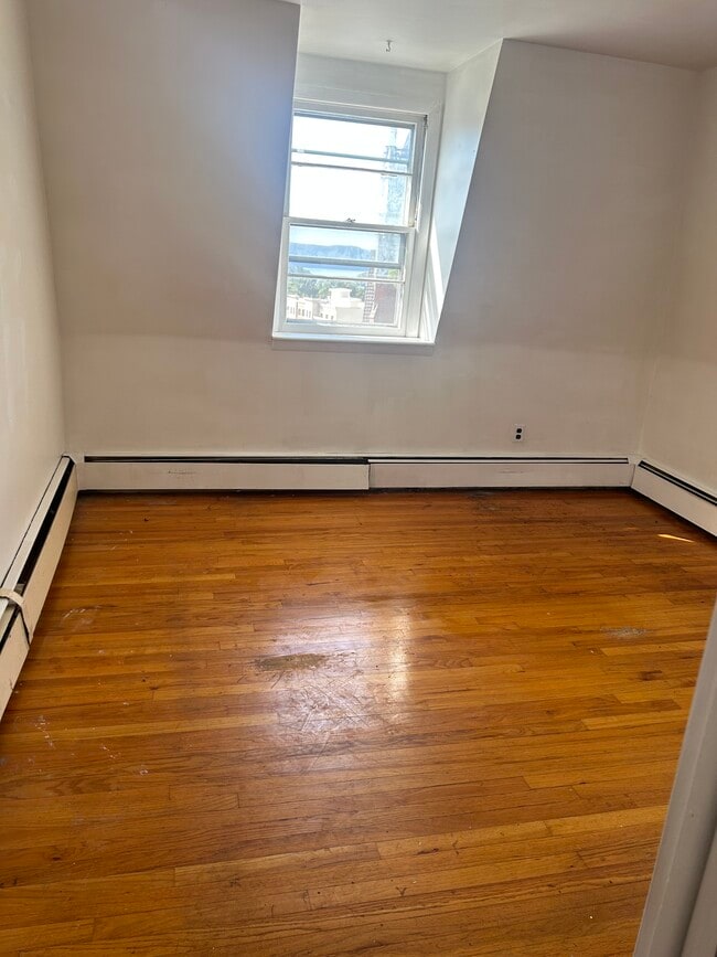 Photo - 25 S Highland Ave Unit apartment 1