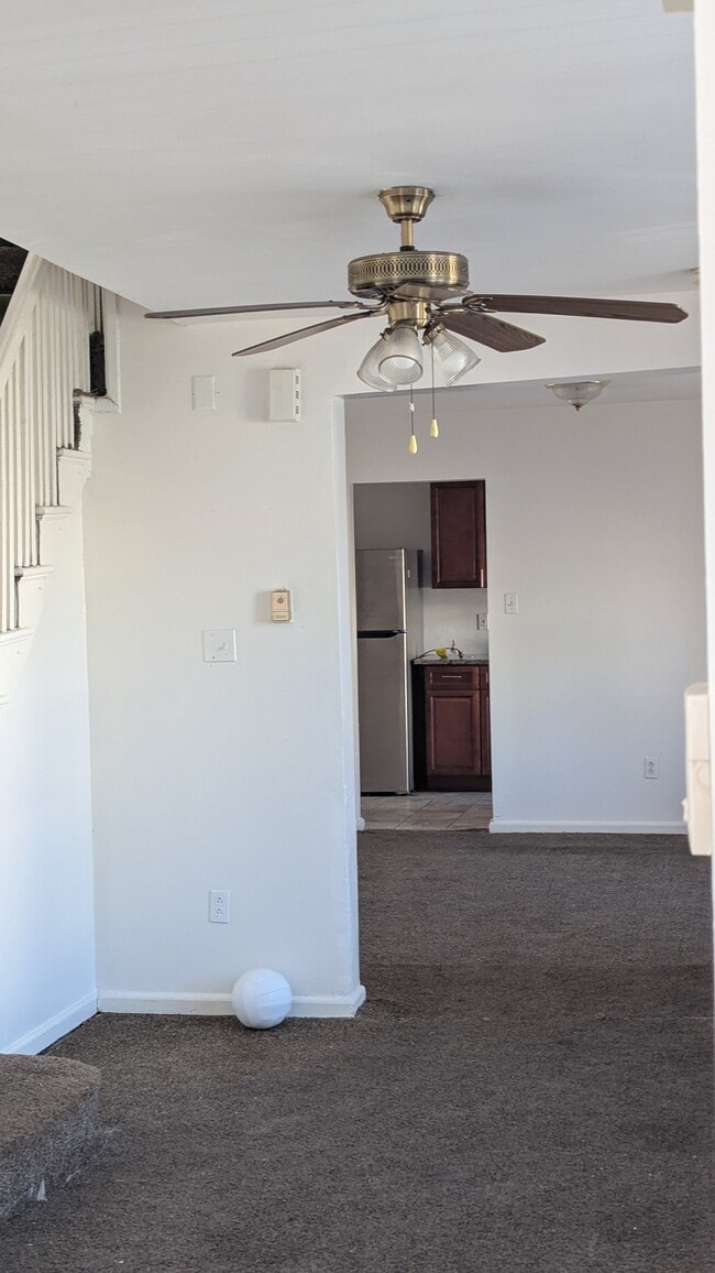 Building Photo - 1704 Georges Ln Rental
