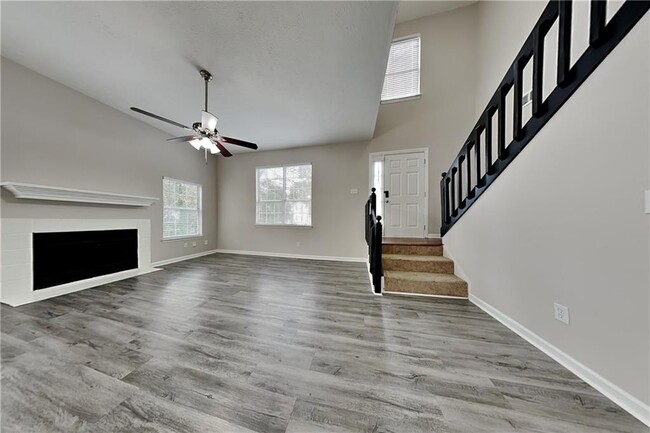 Photo - 2940 Trotters Pointe Dr