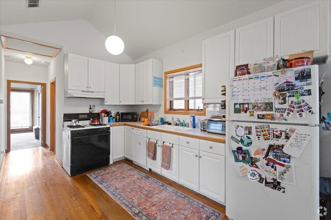 Building Photo - 1503 W Cortez St Unit 3 Rental