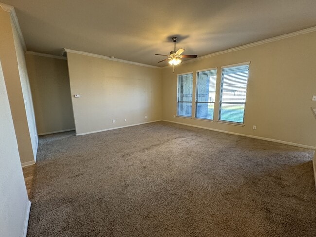 Photo - 5607 Markham Dr