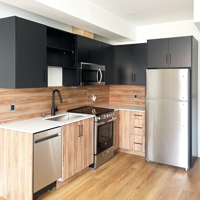 Photo - Granville House