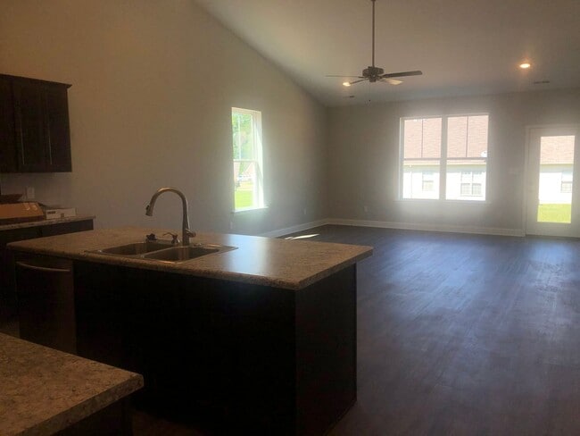 Photo - 7611 Long Shot Ln