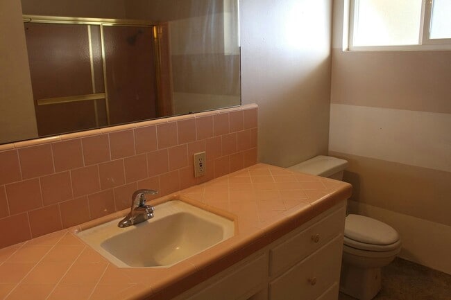 Photo - 1804 Duke Dr