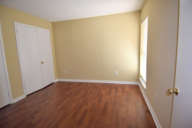 Photo - 6747 Quail Hollow Ct