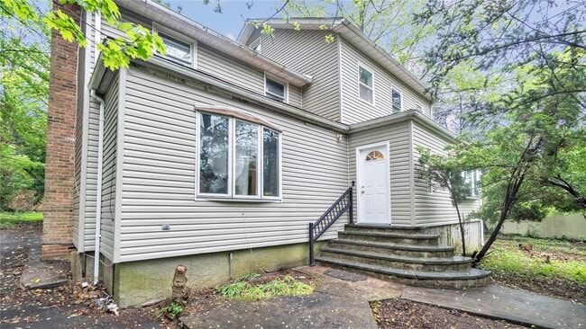 Photo - 117 Glenwood Rd House