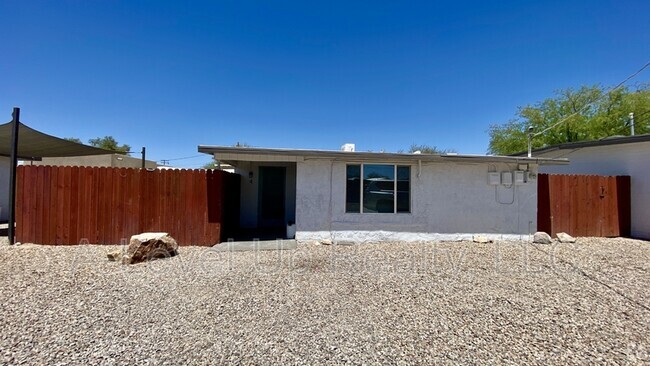 Building Photo - 5745 S Southland Blvd Rental