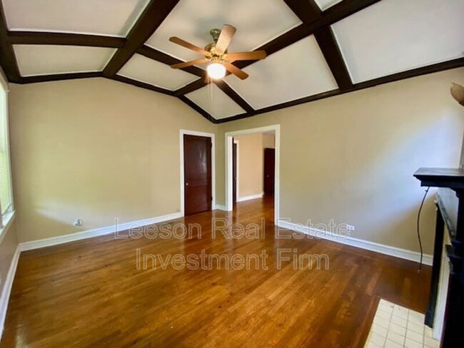 Photo - 3345 Alexander Ave
