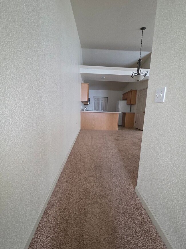 Photo - Discover your dream Townhome in Manitowoc! Unidad Apt. 6-4930