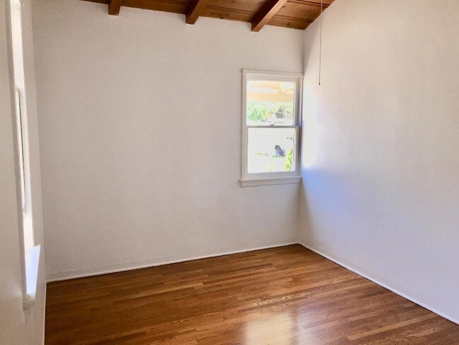 Photo - 3827 Park Pl