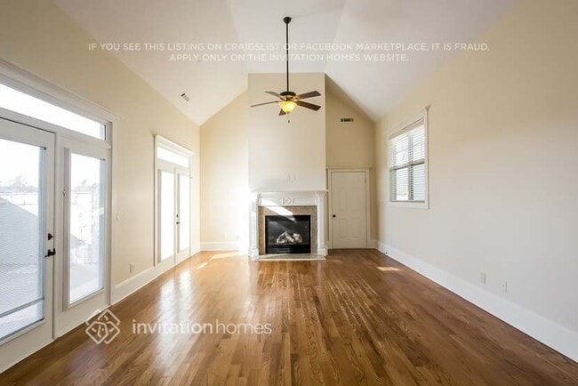 125 Concord Ct