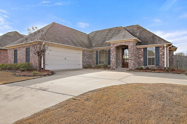 Photo - 3 Bed/2 Bath in Fall's Crossing- Gluckstadt!