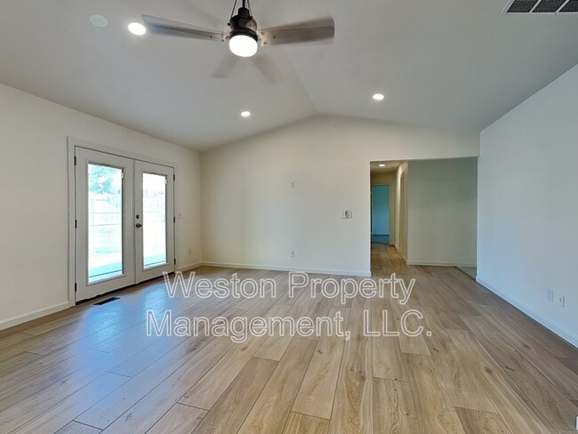 Photo - 8708 Cord Ave