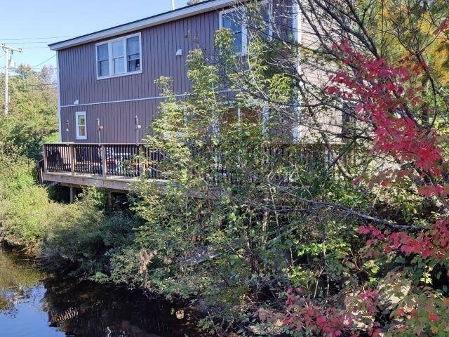 162 Lower Main St