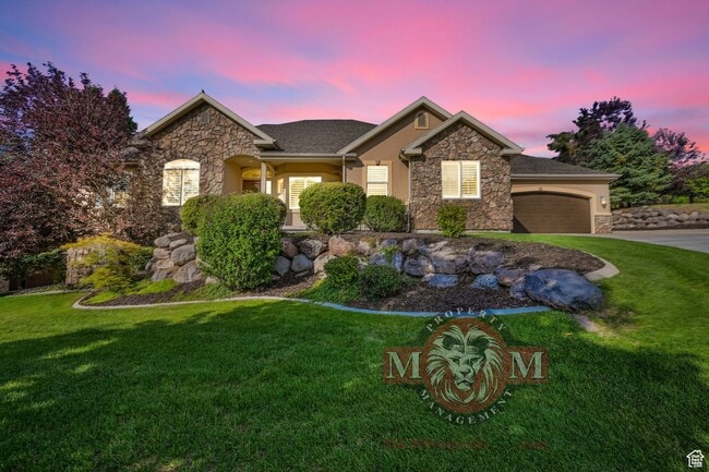 Building Photo - 1693 Crimson Oak Dr