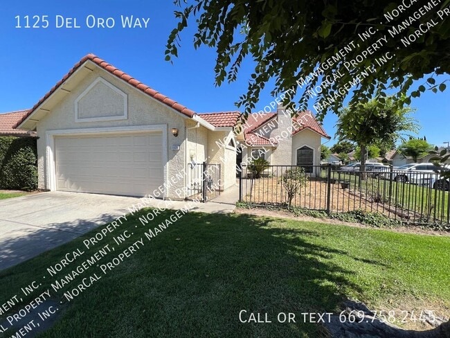 1125 Del Oro Way