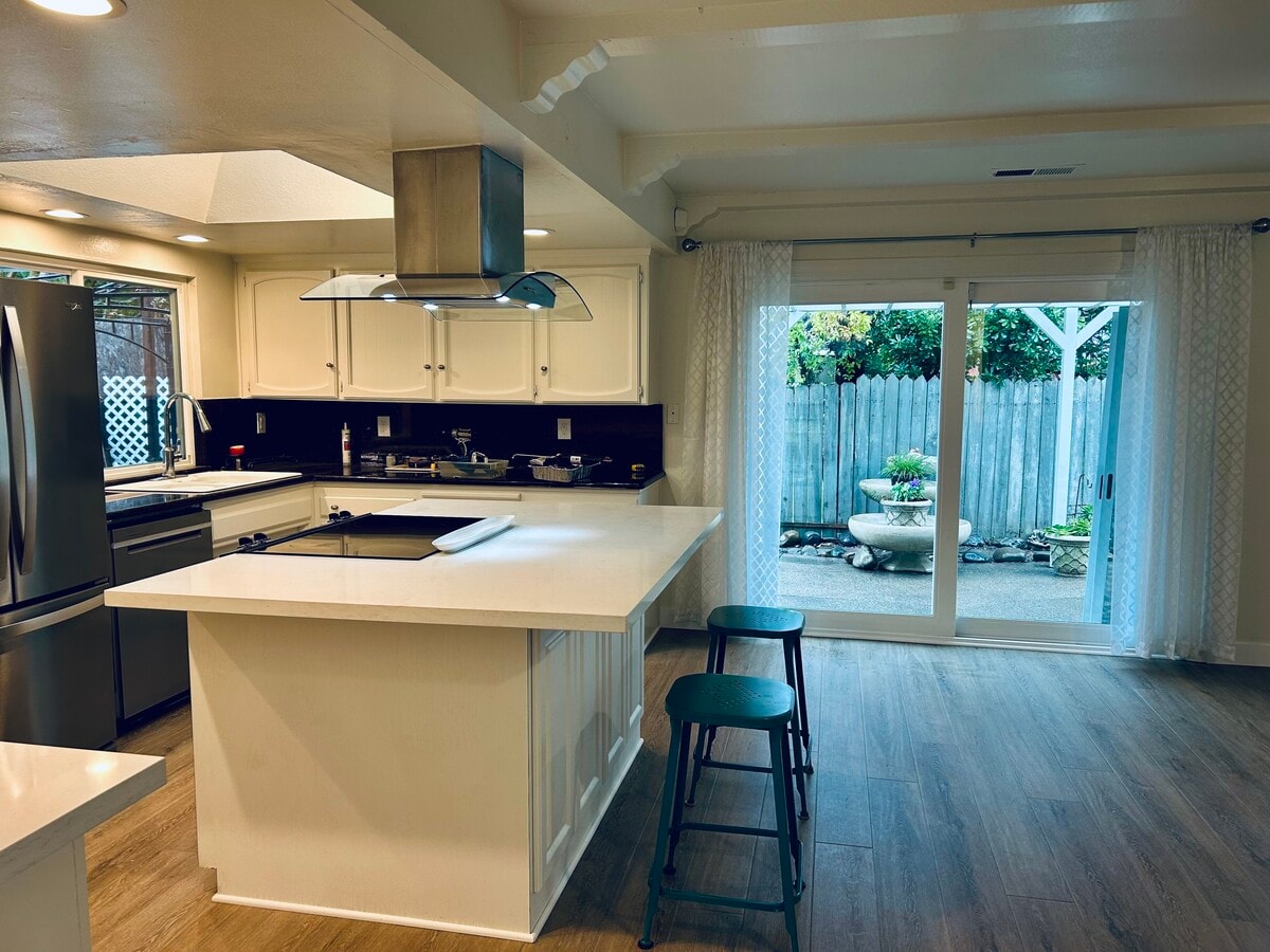 Photo - 2745 Pope Ave