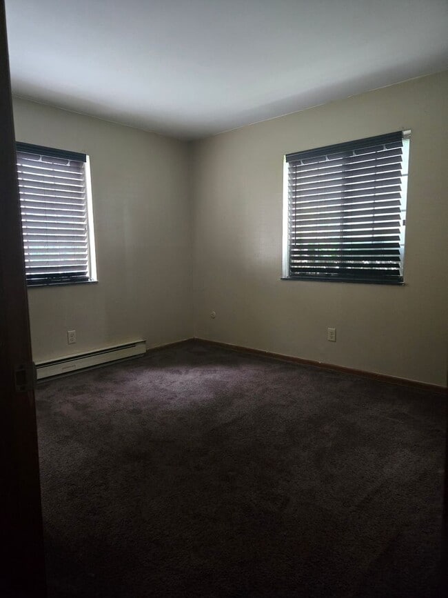 Photo - SPRINGBANK APARTMENTS II Unit 4880-4