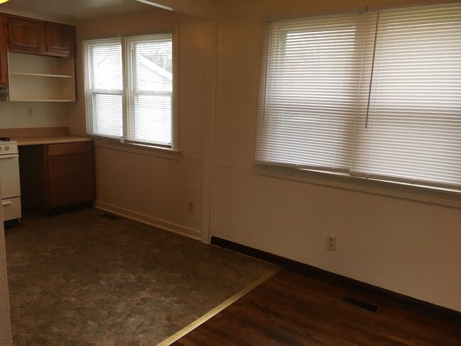 Photo - 1 BR Apt Near Fort Wayne Zoo