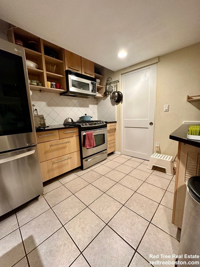 Photo - 8 Fulkerson St