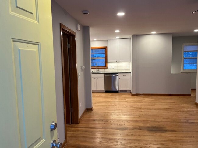 Photo - 1417 Beld St